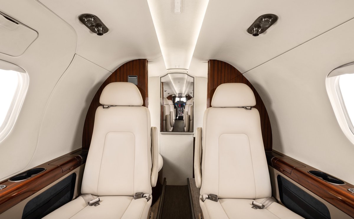2013 Embraer Phenom 300