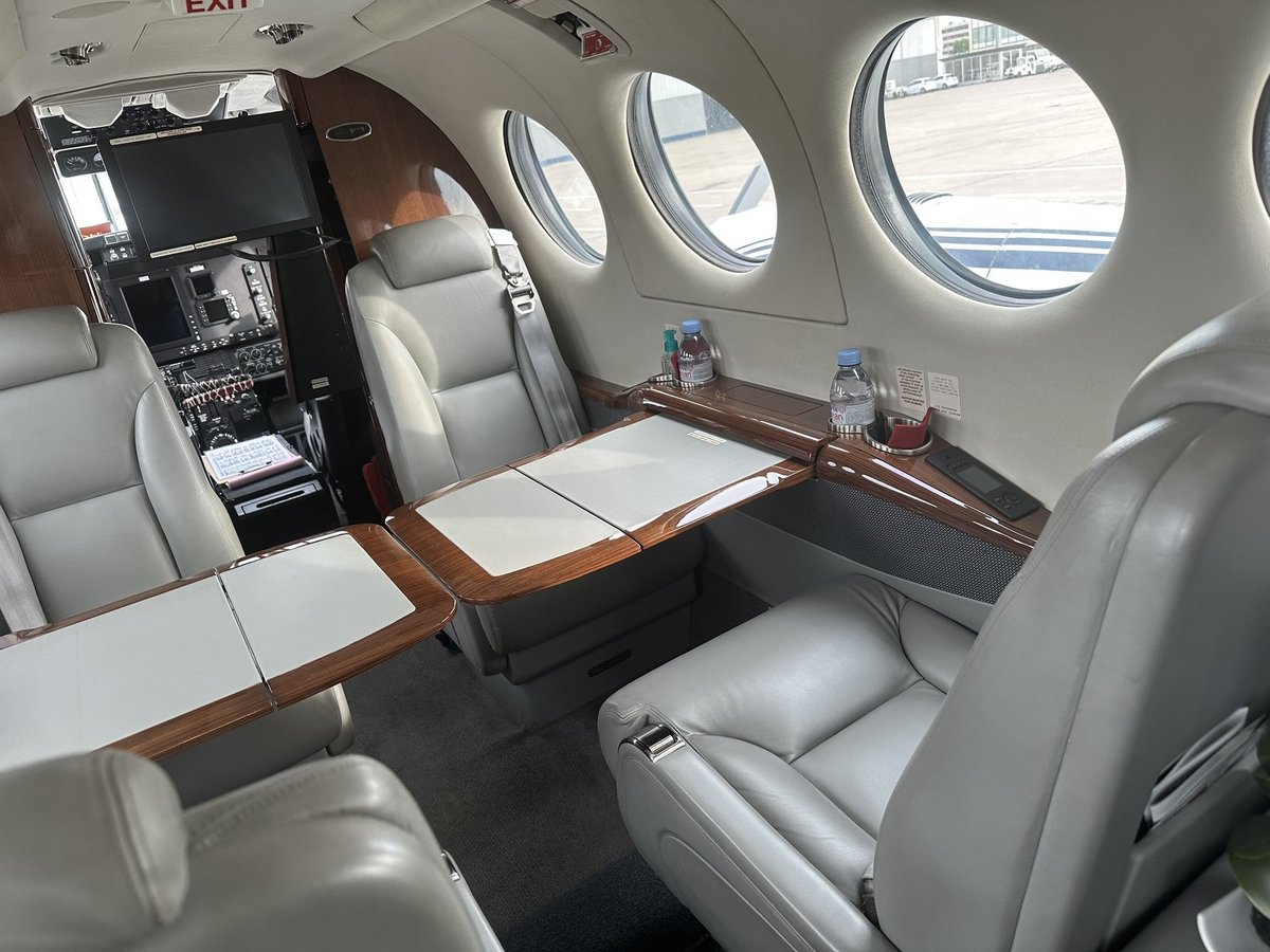 2014 Beechcraft King Air 350i
